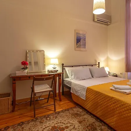Stately Central Apartment Athens Exterior photo