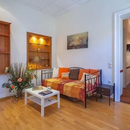 Stately Central Apartment Athens Exterior photo